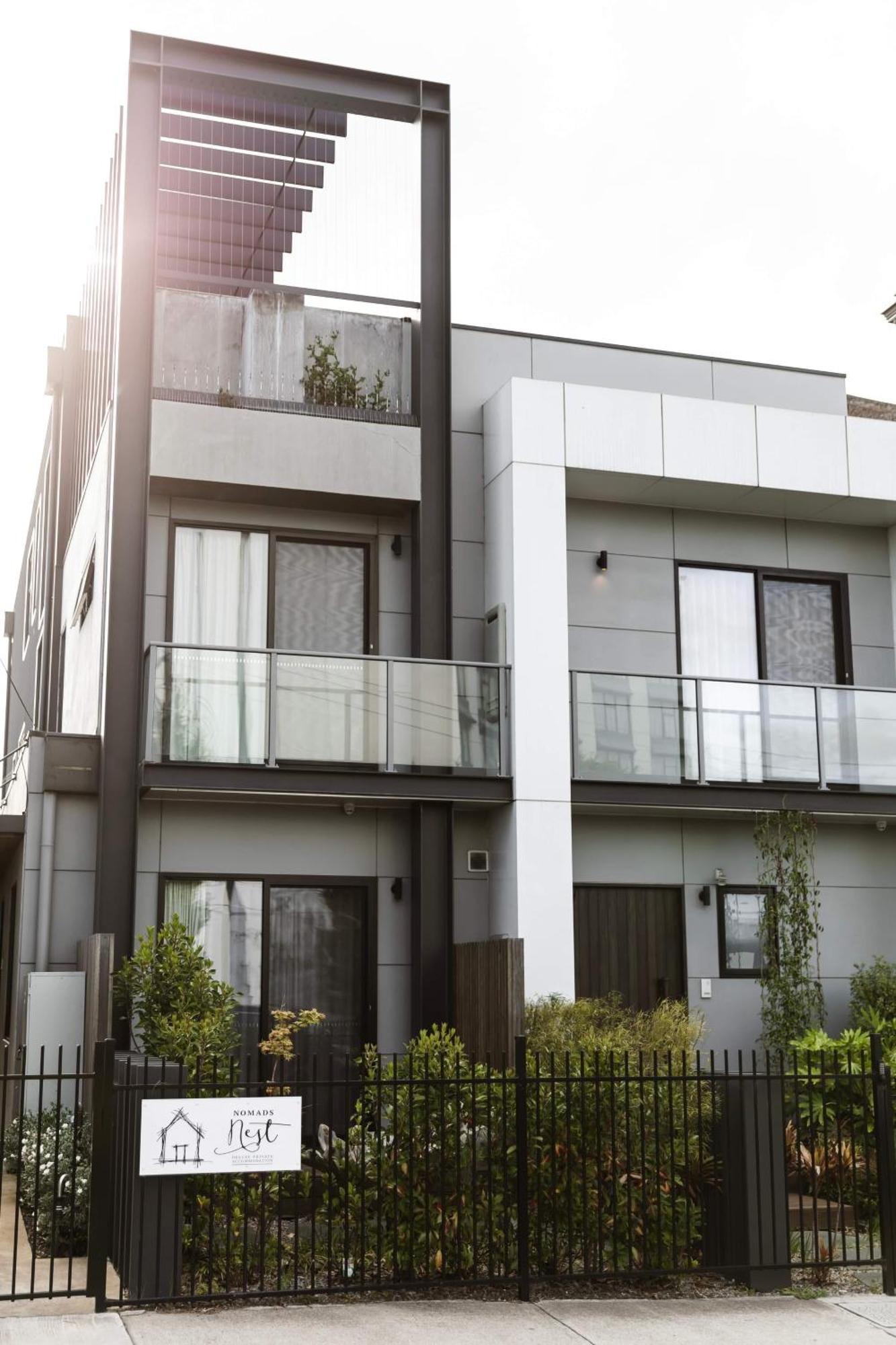 Timber Door Luxury Accommodation Geelong Exteriör bild
